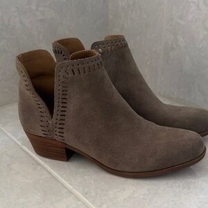 Women's Taupe Suede Ankle Boots